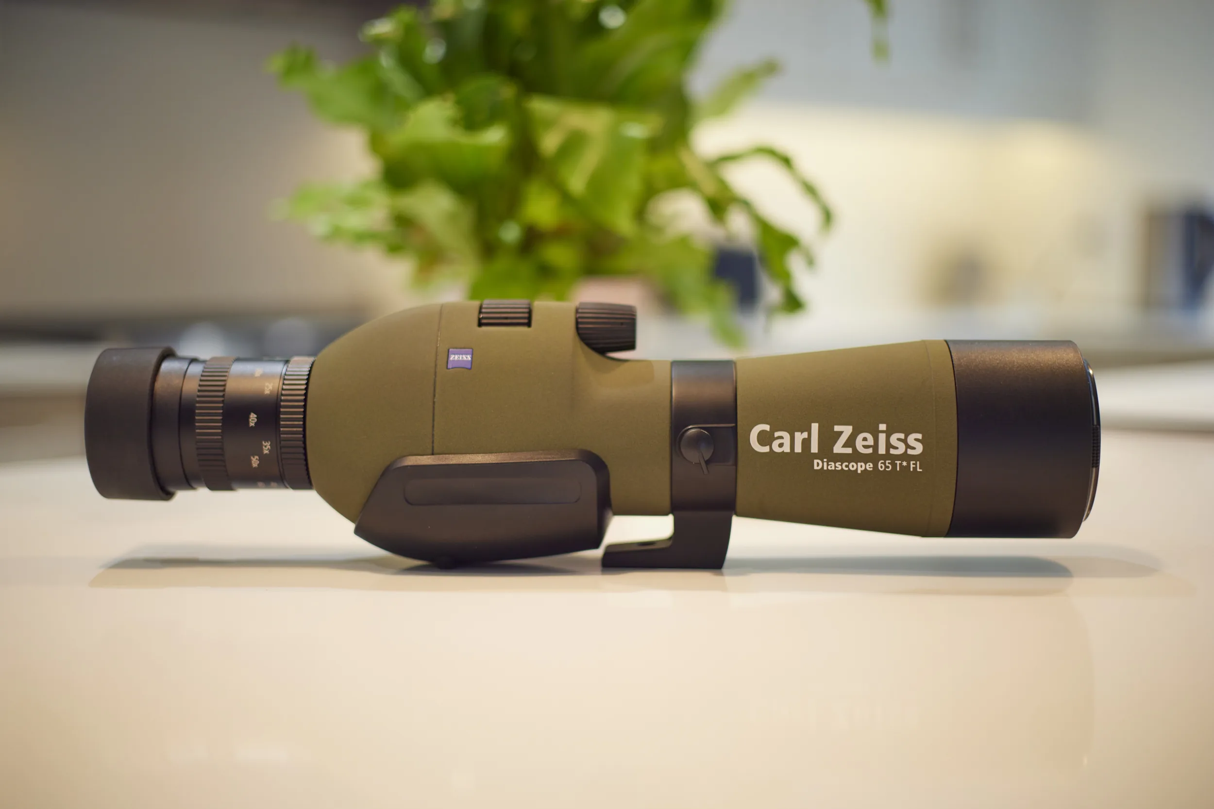 Brief Review of The Zeiss DiaScope 65T* FL (Green - Straight Tube)